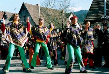 Bild_Lohgass2_klein.jpg (64417 Byte)